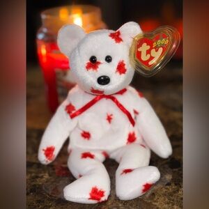 🍁 TY Beanie Baby Chinook Canadian Maple Leaf Bear